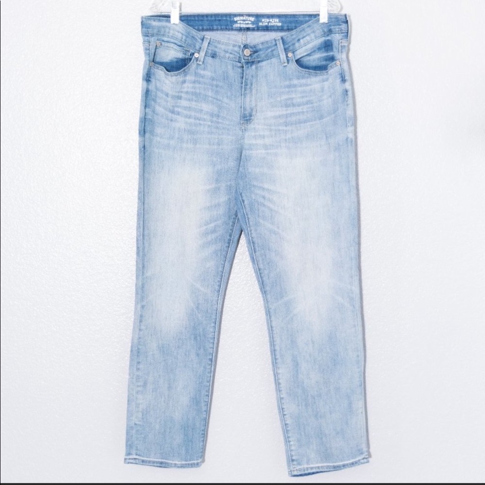Levi Strauss Jeans for Women Size 18  BB #00878